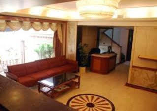 Suresha Hotel