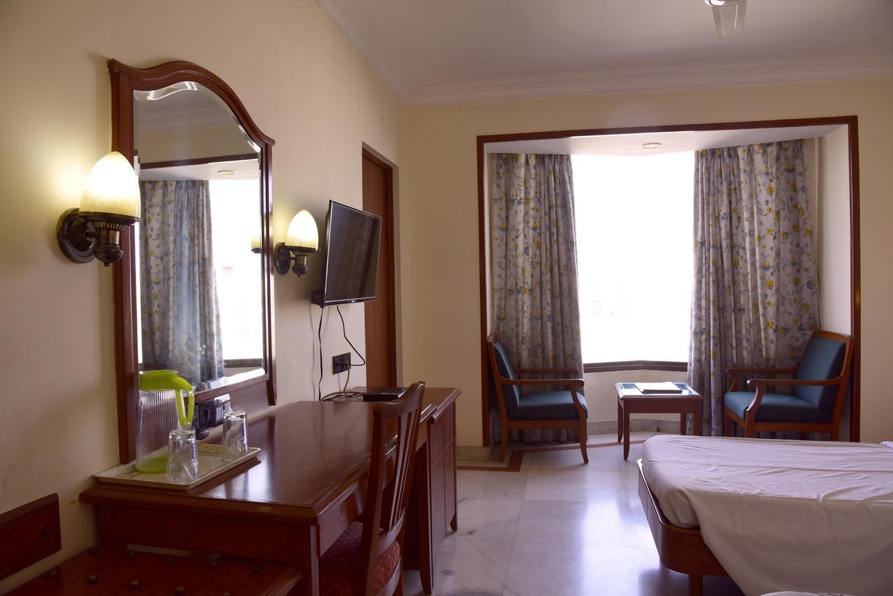 Atithi Hotel Mumbai