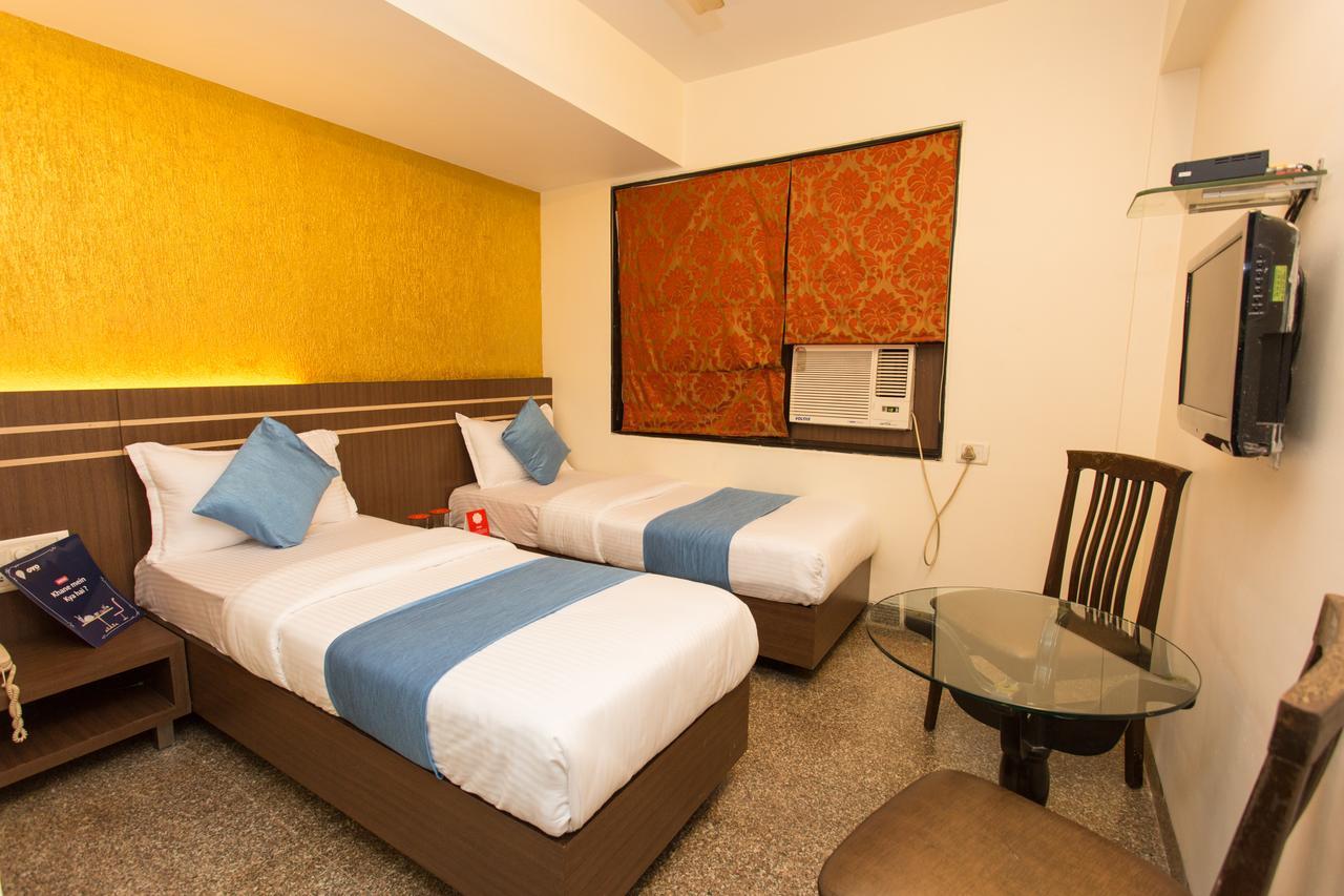 Oyo 8850 J K Regency Hotel Mumbai