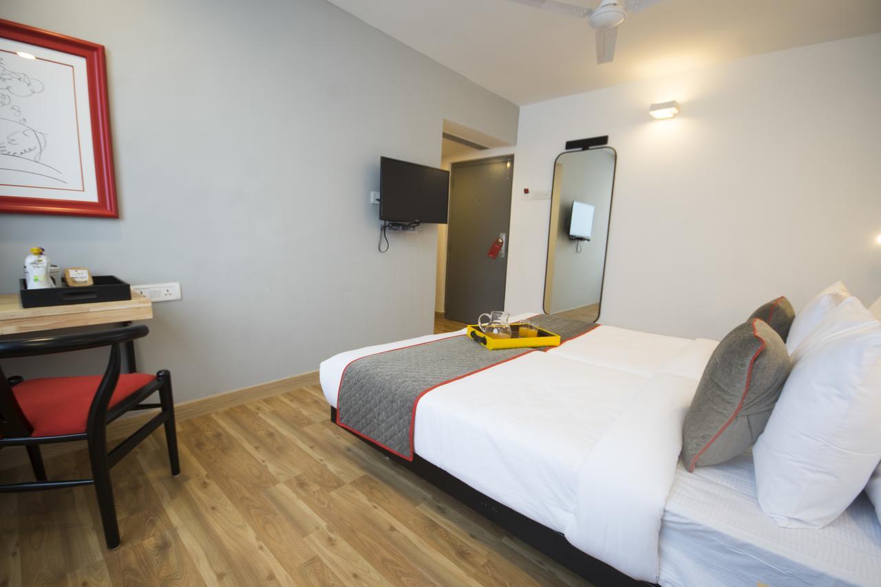 Oyo Townhouse 16 International Airport Hotel Mumbai