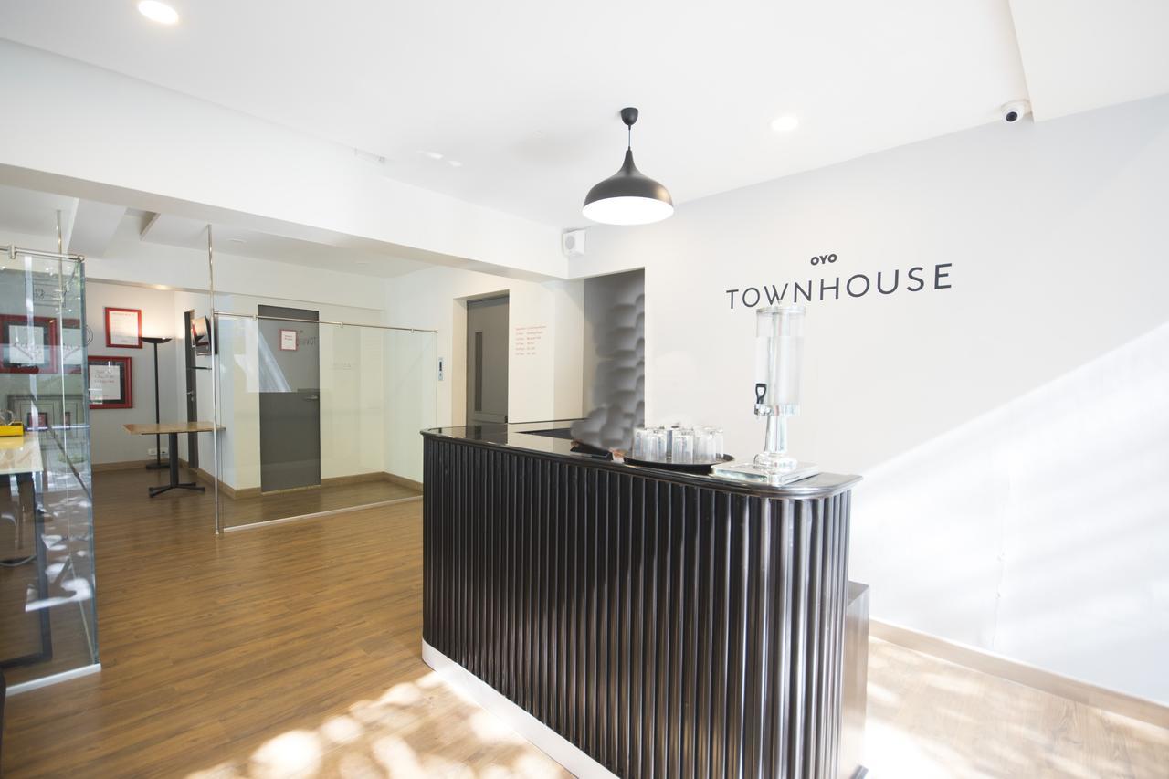 Oyo Townhouse 16 International Airport