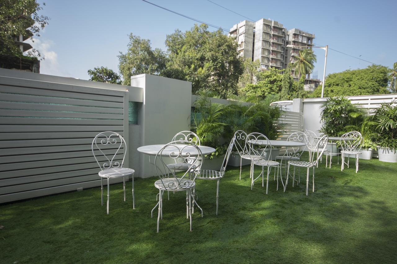 Oyo Townhouse 16 International Airport 4*