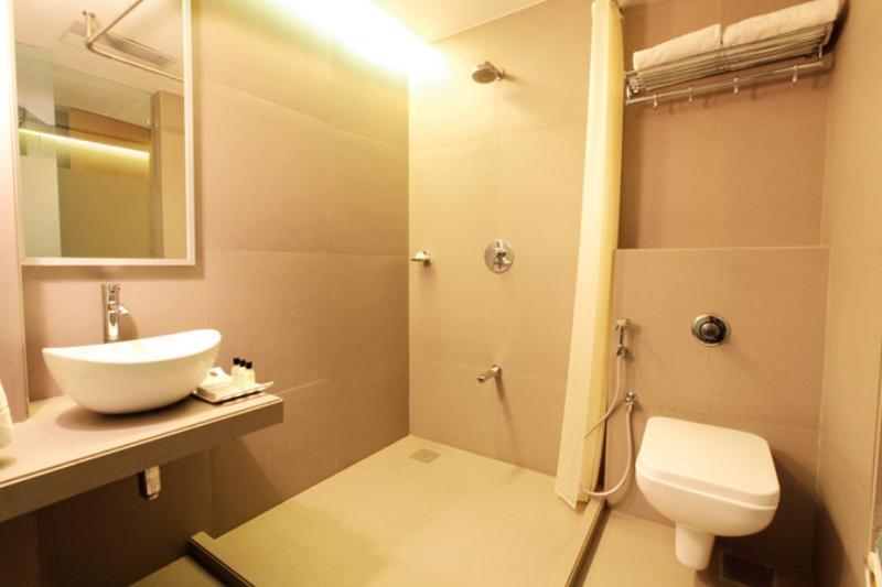 Metro International Hotel