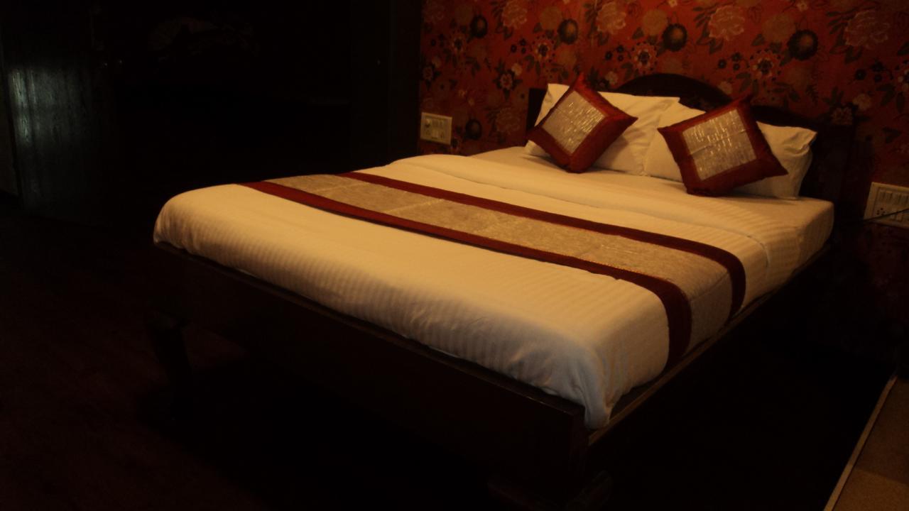 Benazeer Hotel 2*
