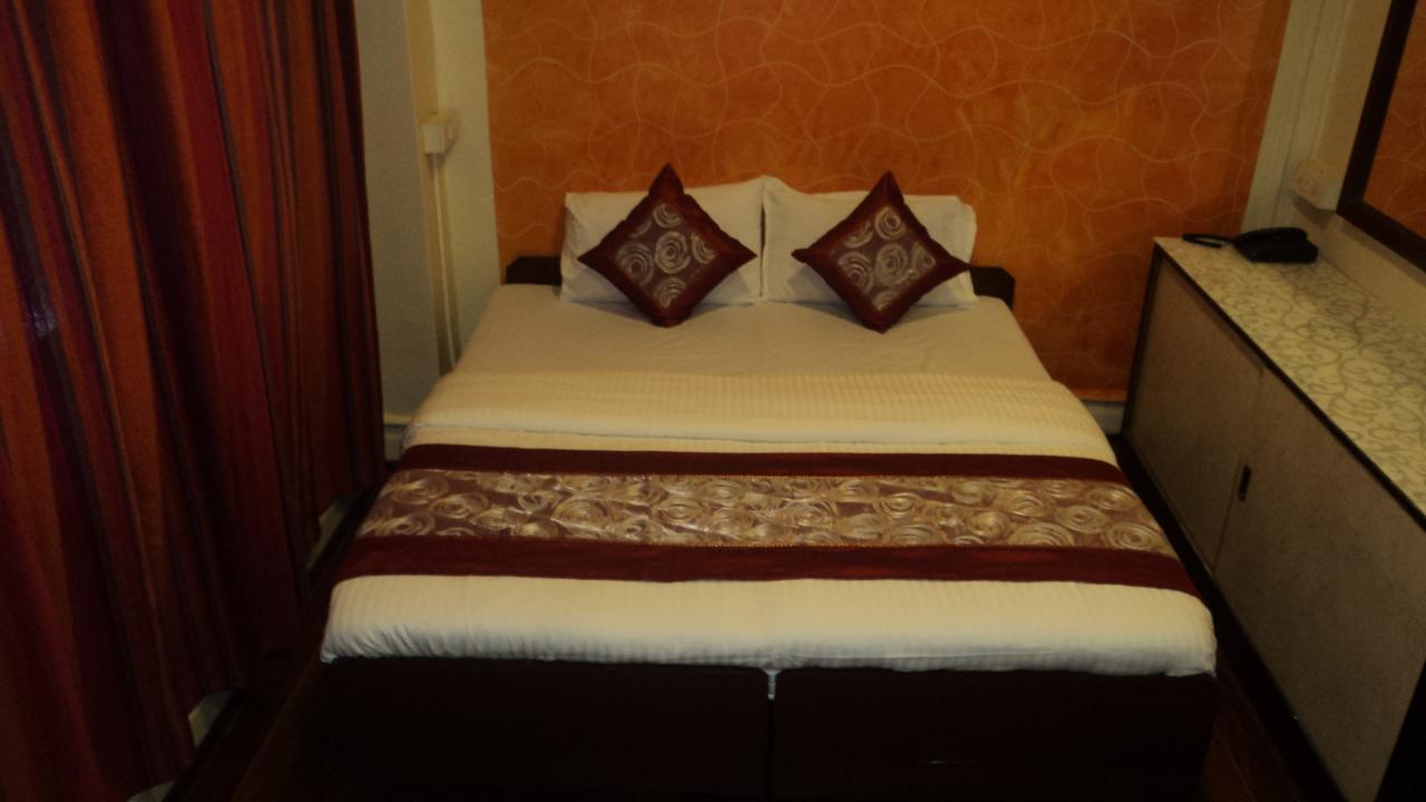 Hotel Benazeer Mumbai