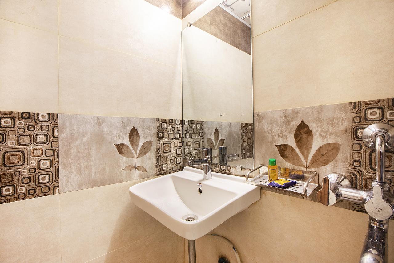 Hygienic Liberty Plaza 3* Mumbai