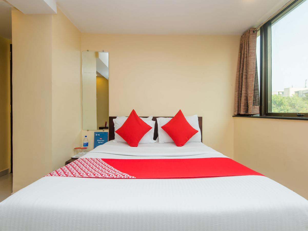 Hotel Oyo 7840 Artus 2 Mumbai