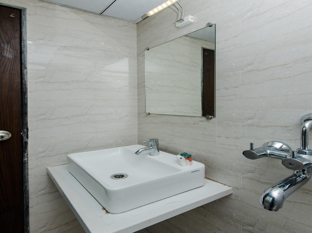 Oyo 7840 Artus 2 Hotel