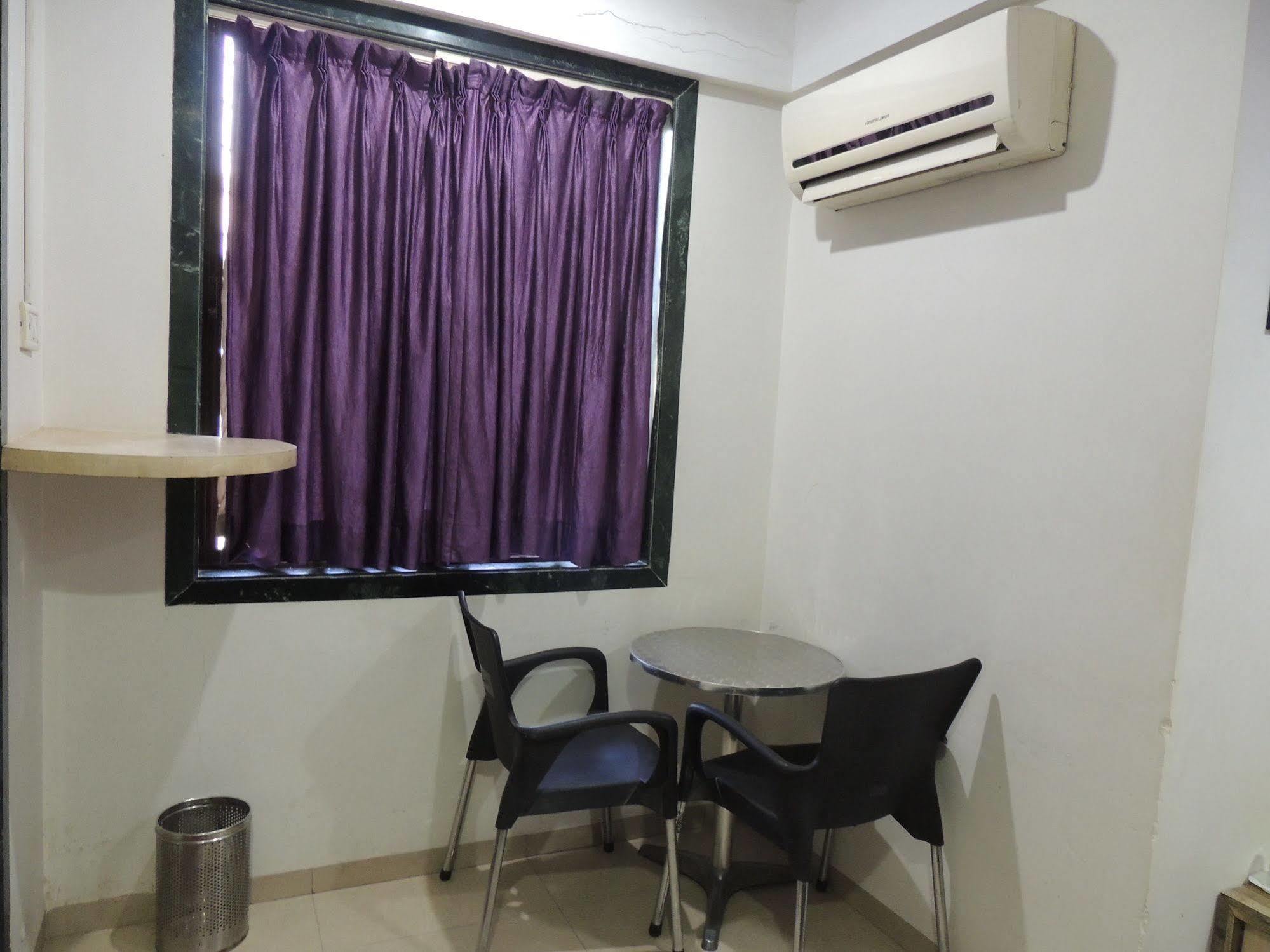 Fabhotel Galaxy Mumbai