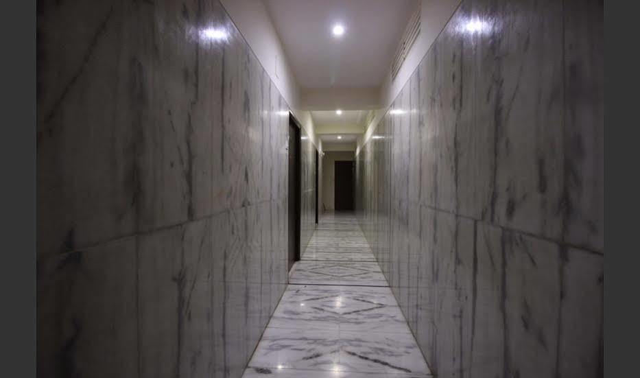 Q Deck Hotel
