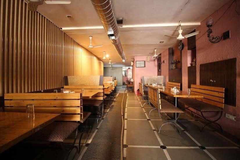 Hotel Q Deck