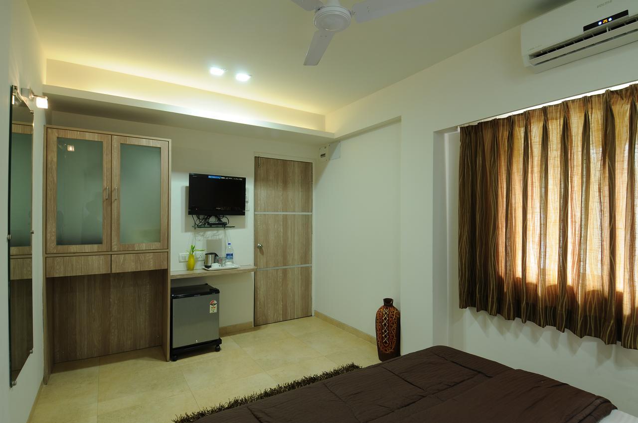 Crystal Hotel 3*