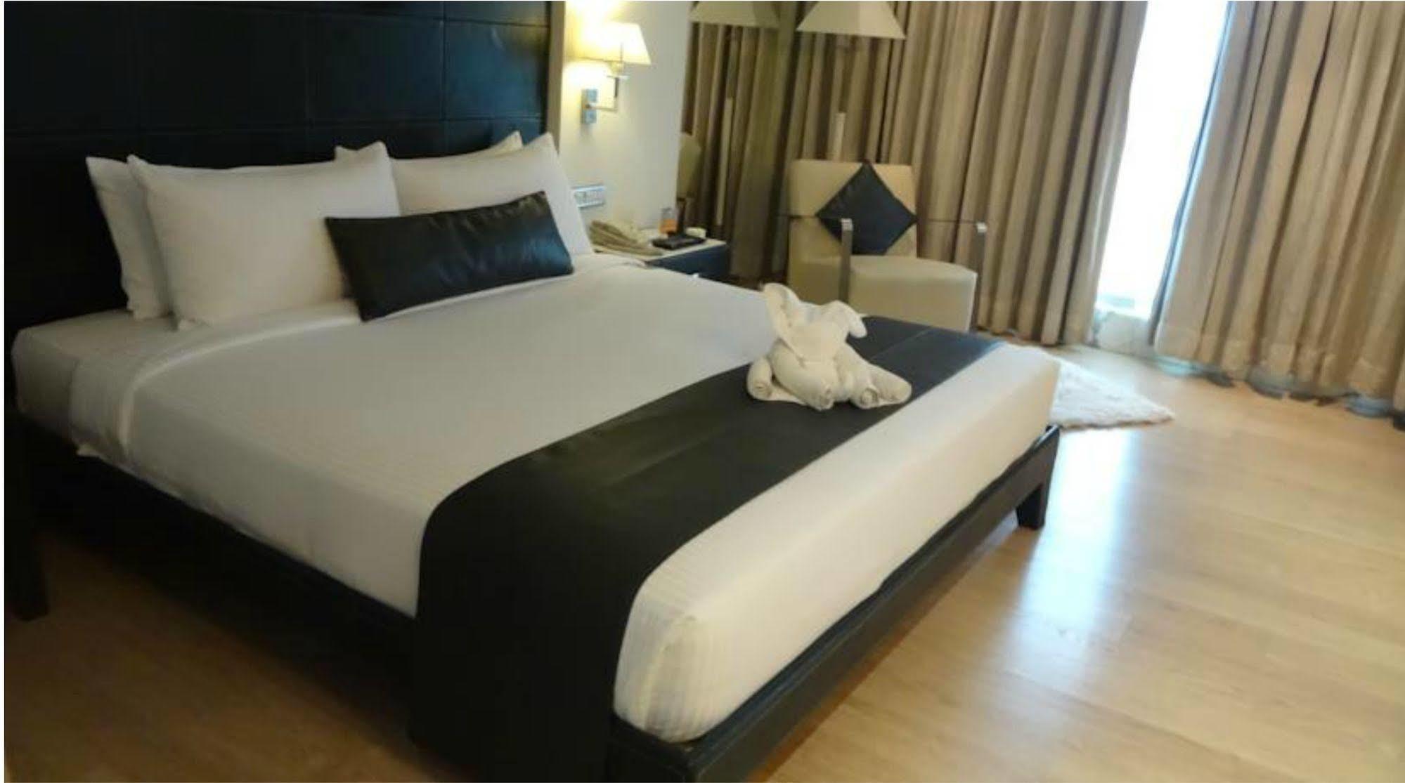 Mirage Hotel, International Airport Mumbai