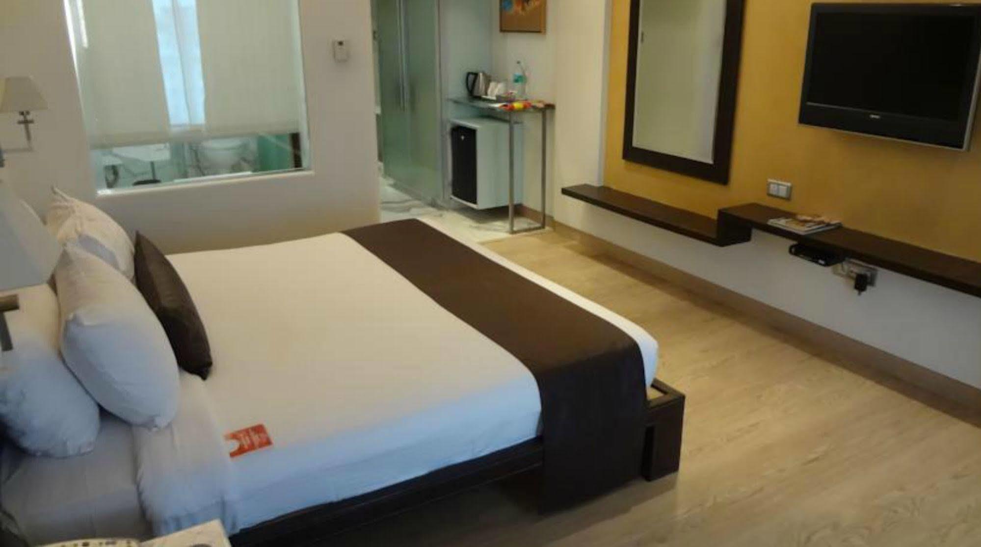 Hotel Mirage Hotel, International Airport Mumbai