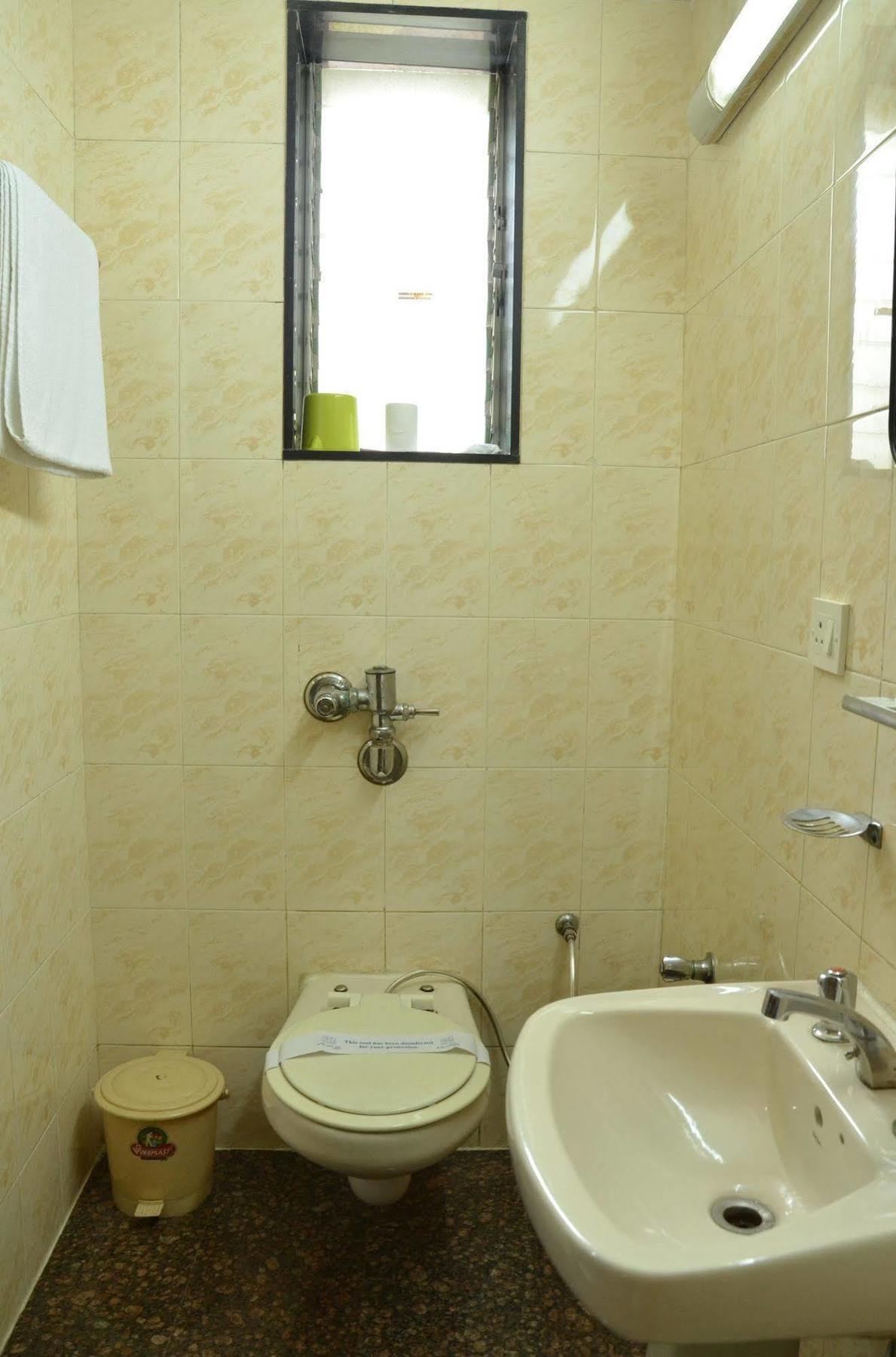 Park View, 3*