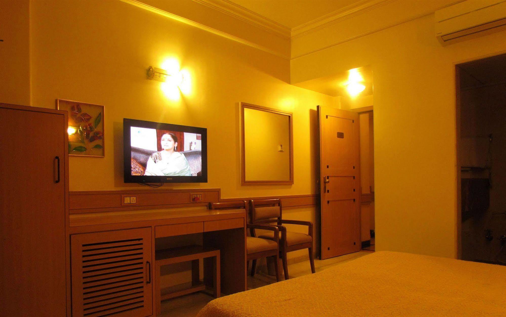 Apartment Midland Mumbai