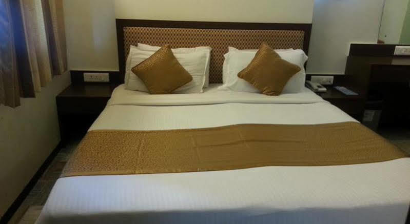 Hotel Avon Ruby Dadar