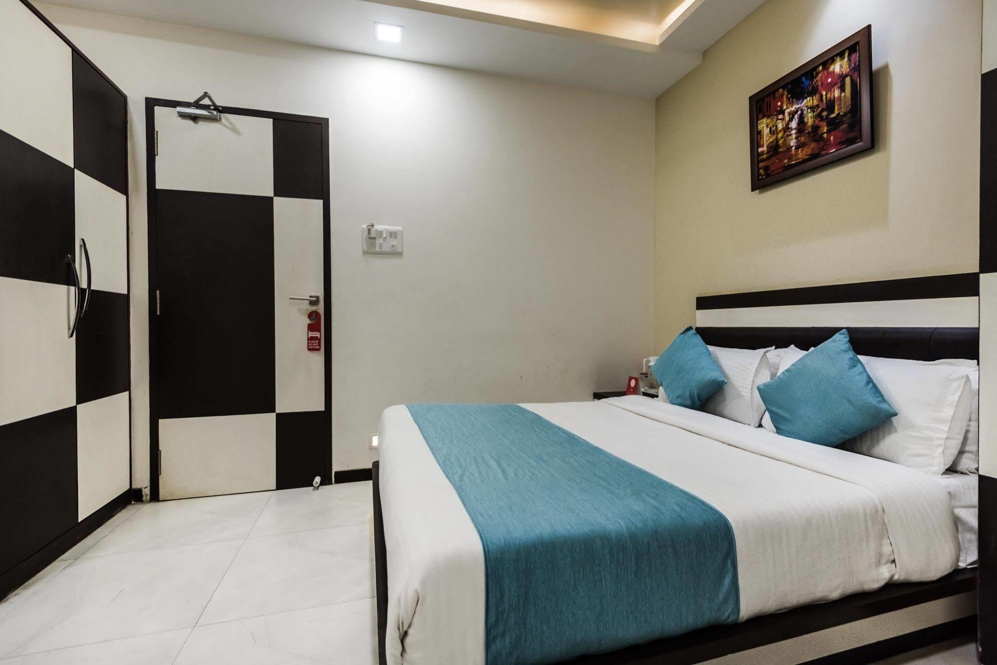O Blue Pearl Residency Near Chhatrapati Shivaji International Airport Hotel Mumbai