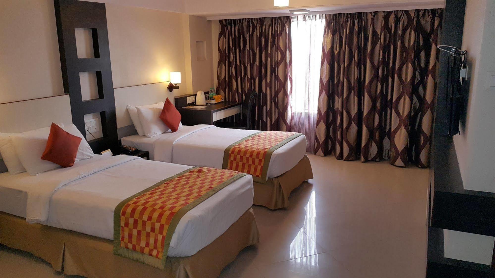 Nestor Hotel, Hotel