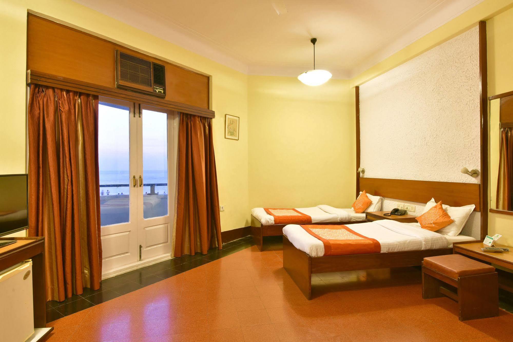 Sea South Hotel