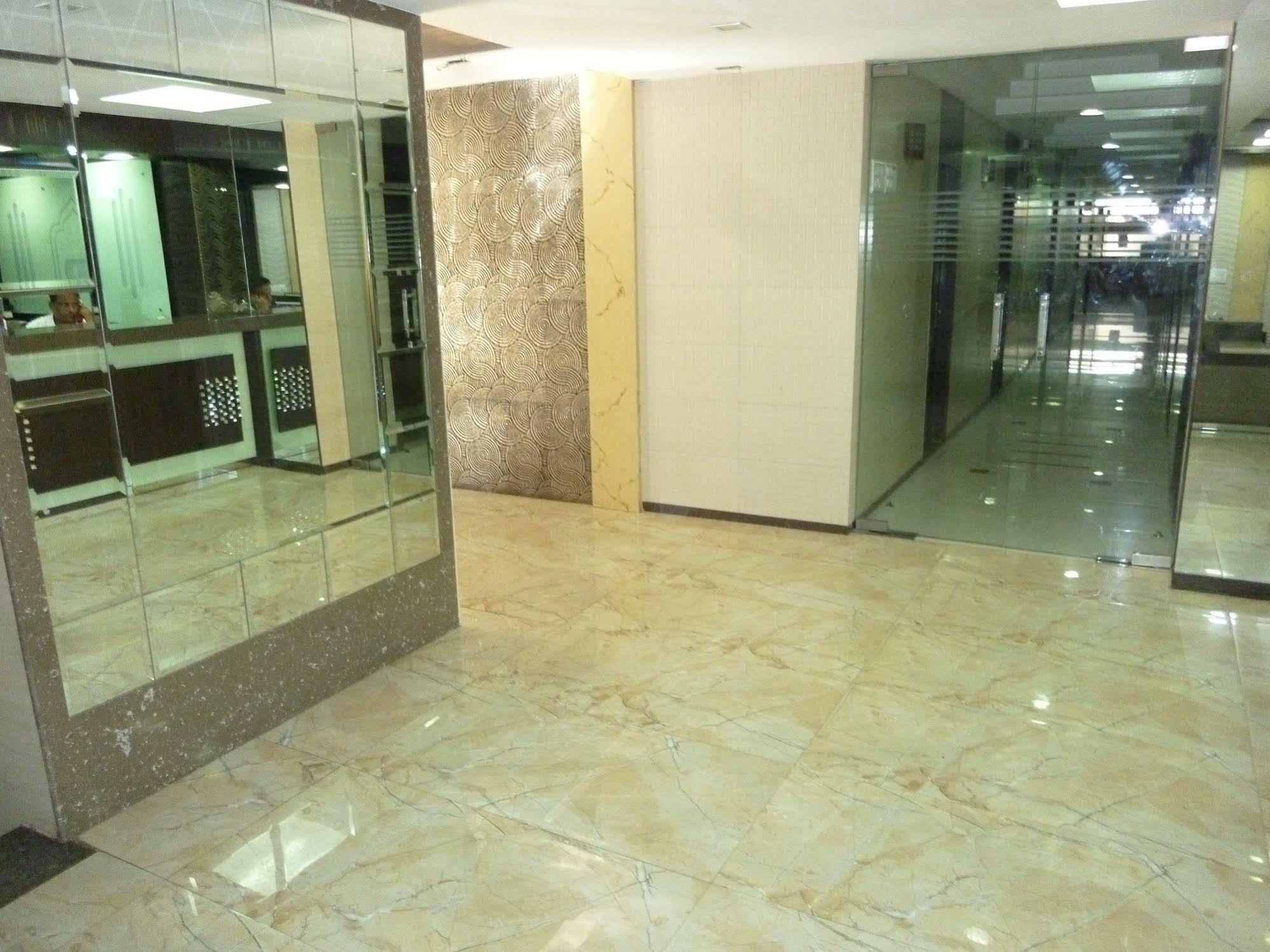 Regal Palace 3* Mumbai