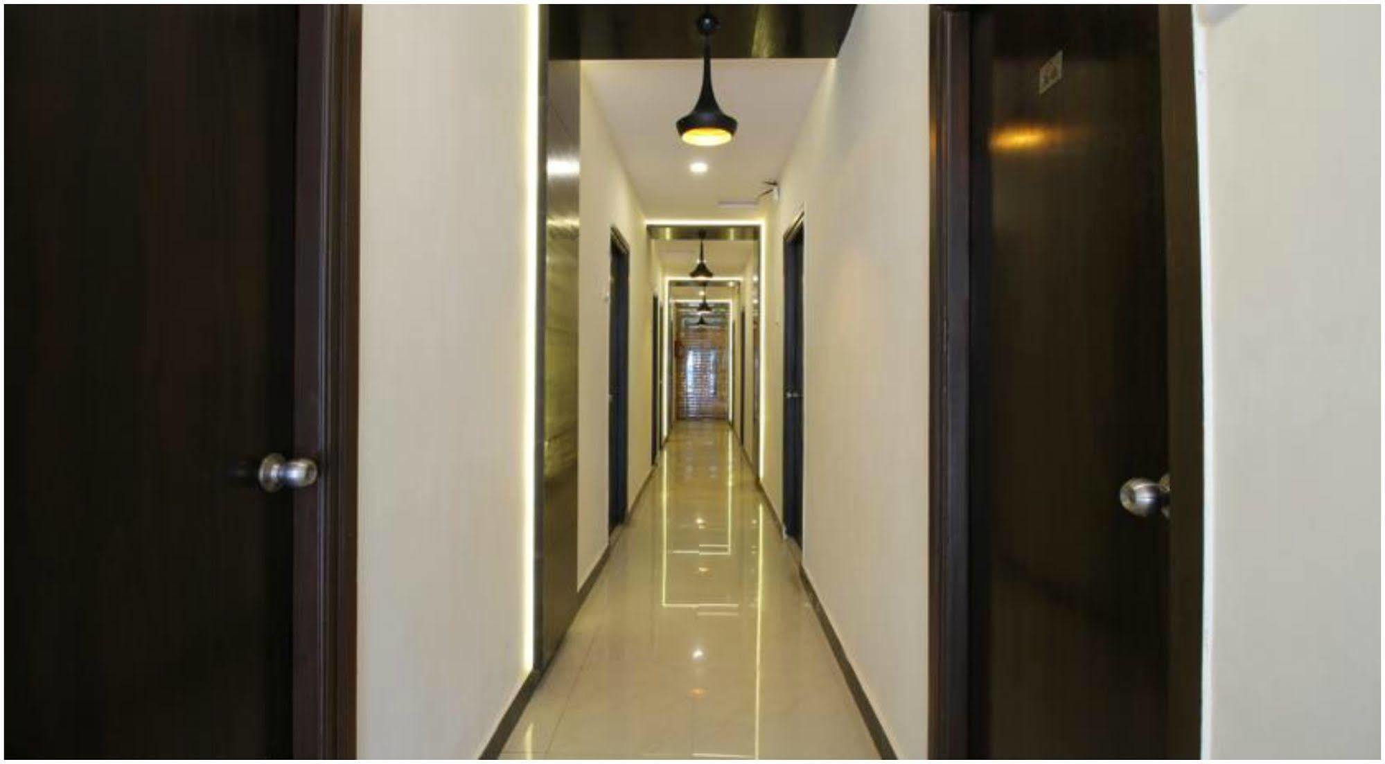 Treebo Trip Ashir Guest house Mumbai
