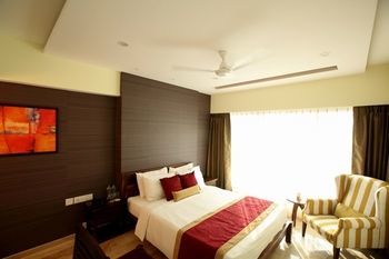 Hotel Fabexpress Nirvana Grace 3*