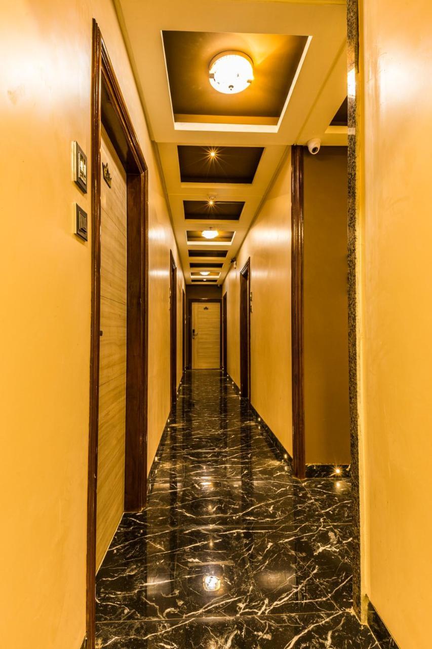 Golden Crown Hotel