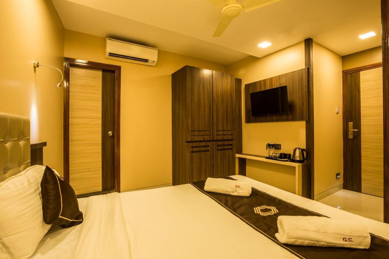 Golden Crown Hotel