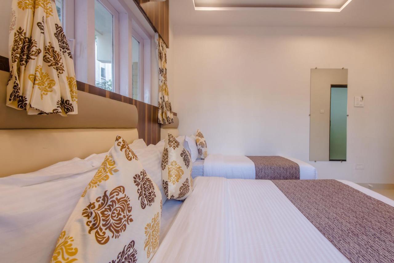 Hotel Golden Palms