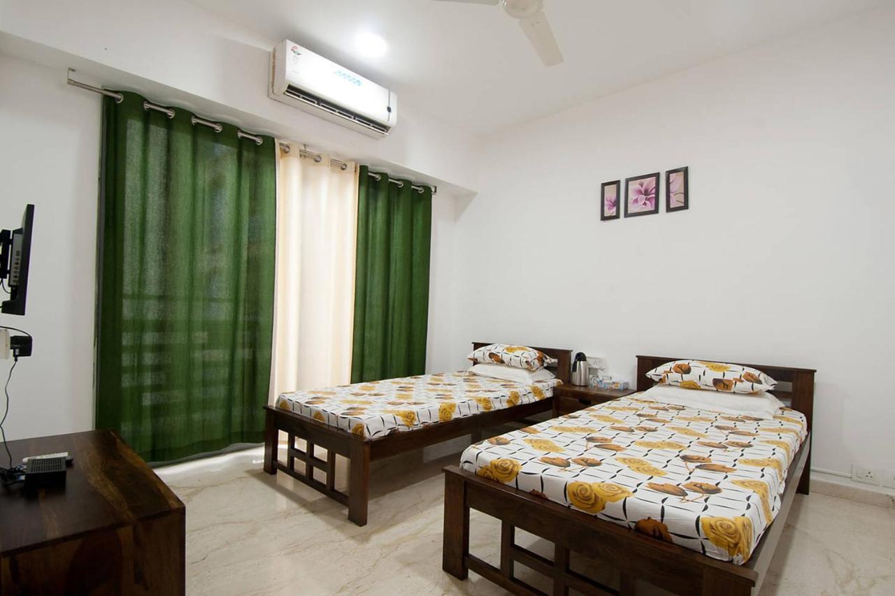 Service In Goregaon West Guest house