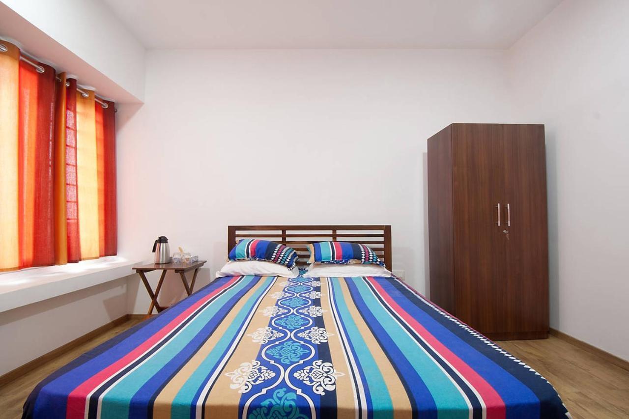 Service In Goregaon West Guest house Mumbai