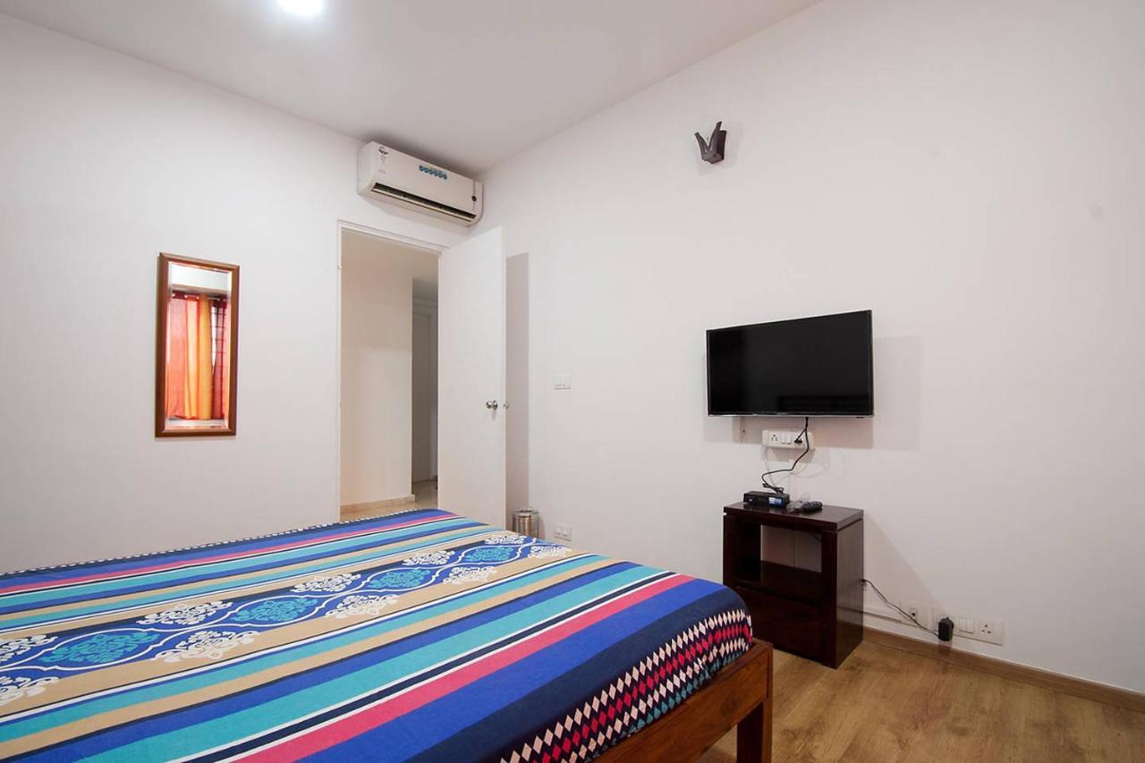 Service In Goregaon West Guest house