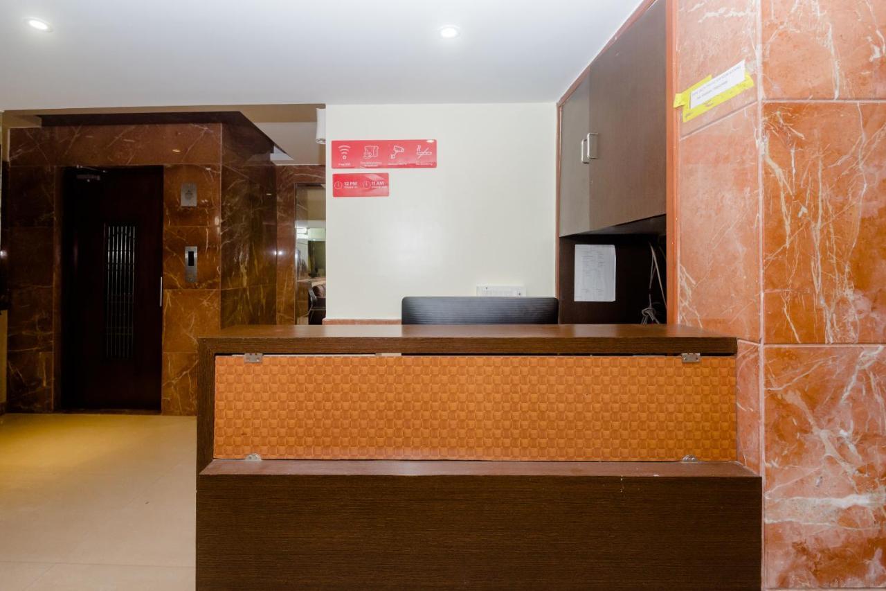 Hotel Oyo 26978 Tuliip Domestic Airport Mumbai