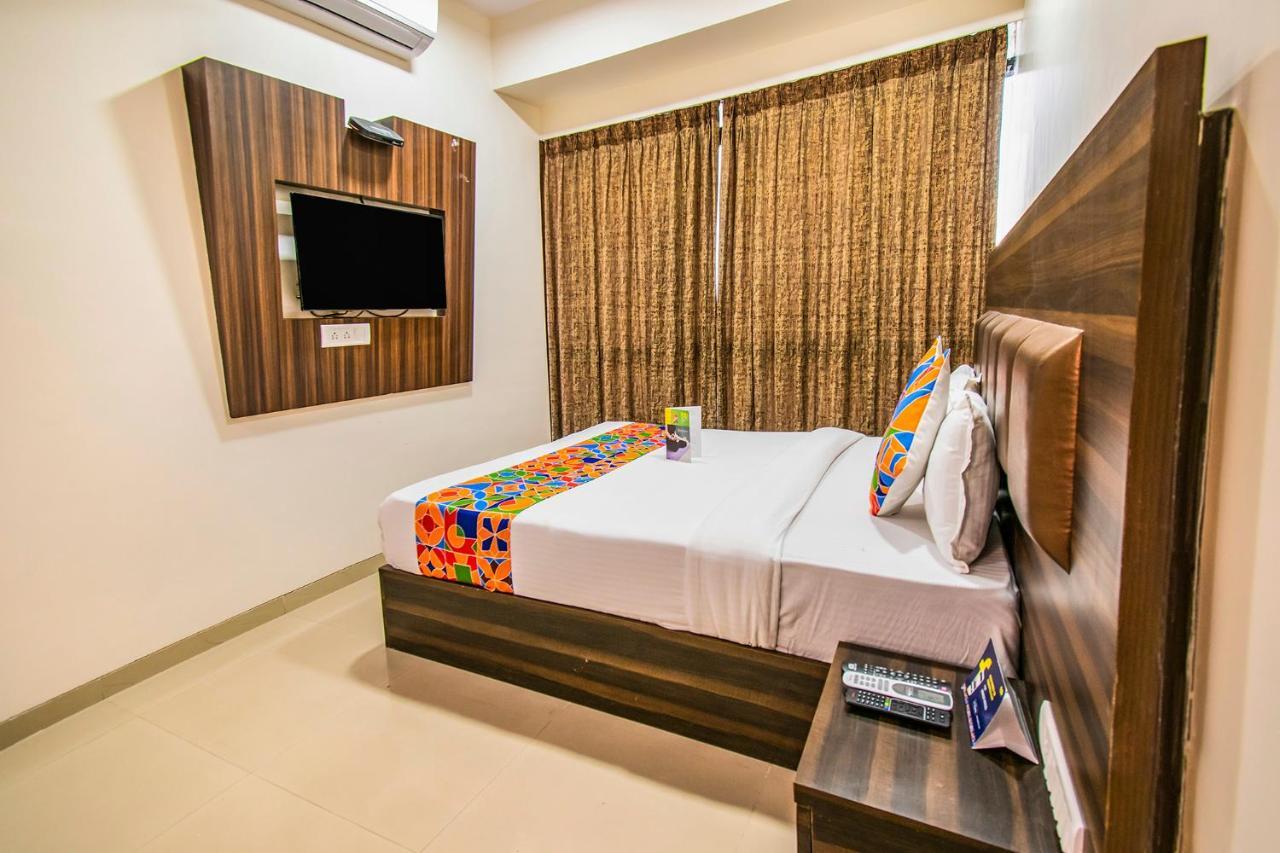 Fabhotel Konak Andheri 3*