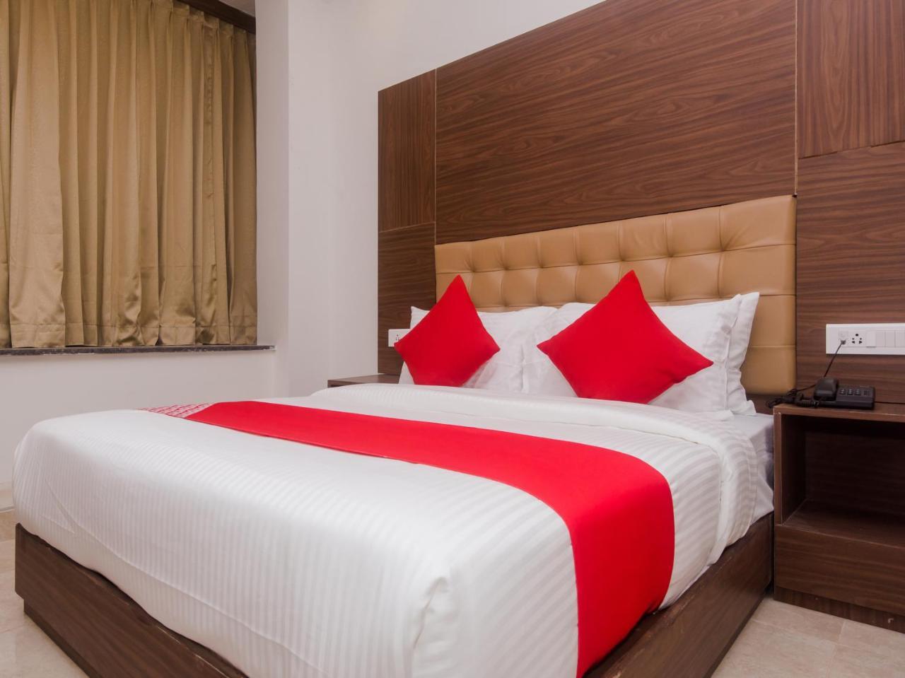 Hotel Oyo 12063 Pearls Bkc Mumbai