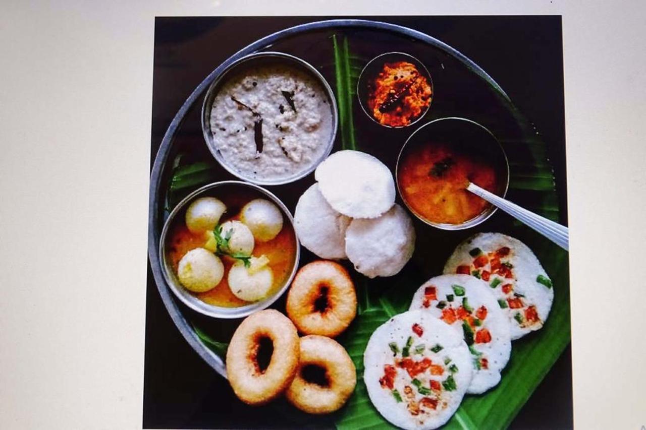 Karishma Hotel 3*