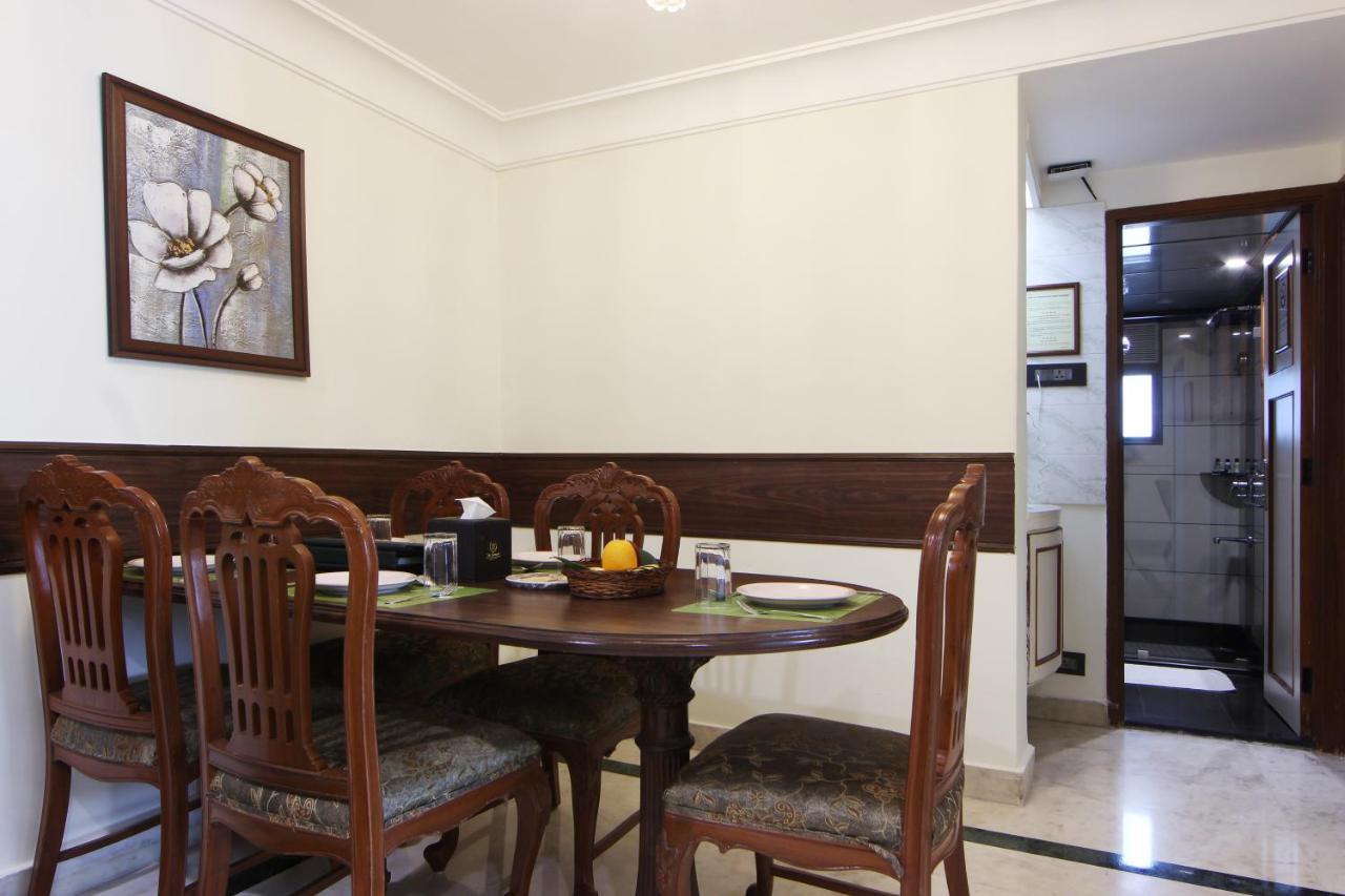 Regenta Place The Emerald 4*