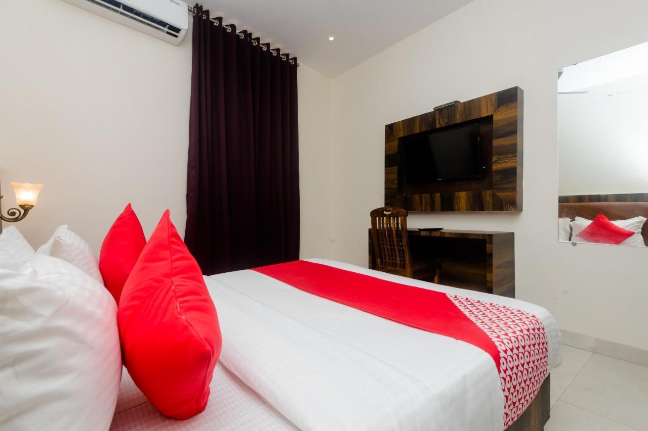Oyo 24293 Amana International Hotel 3*