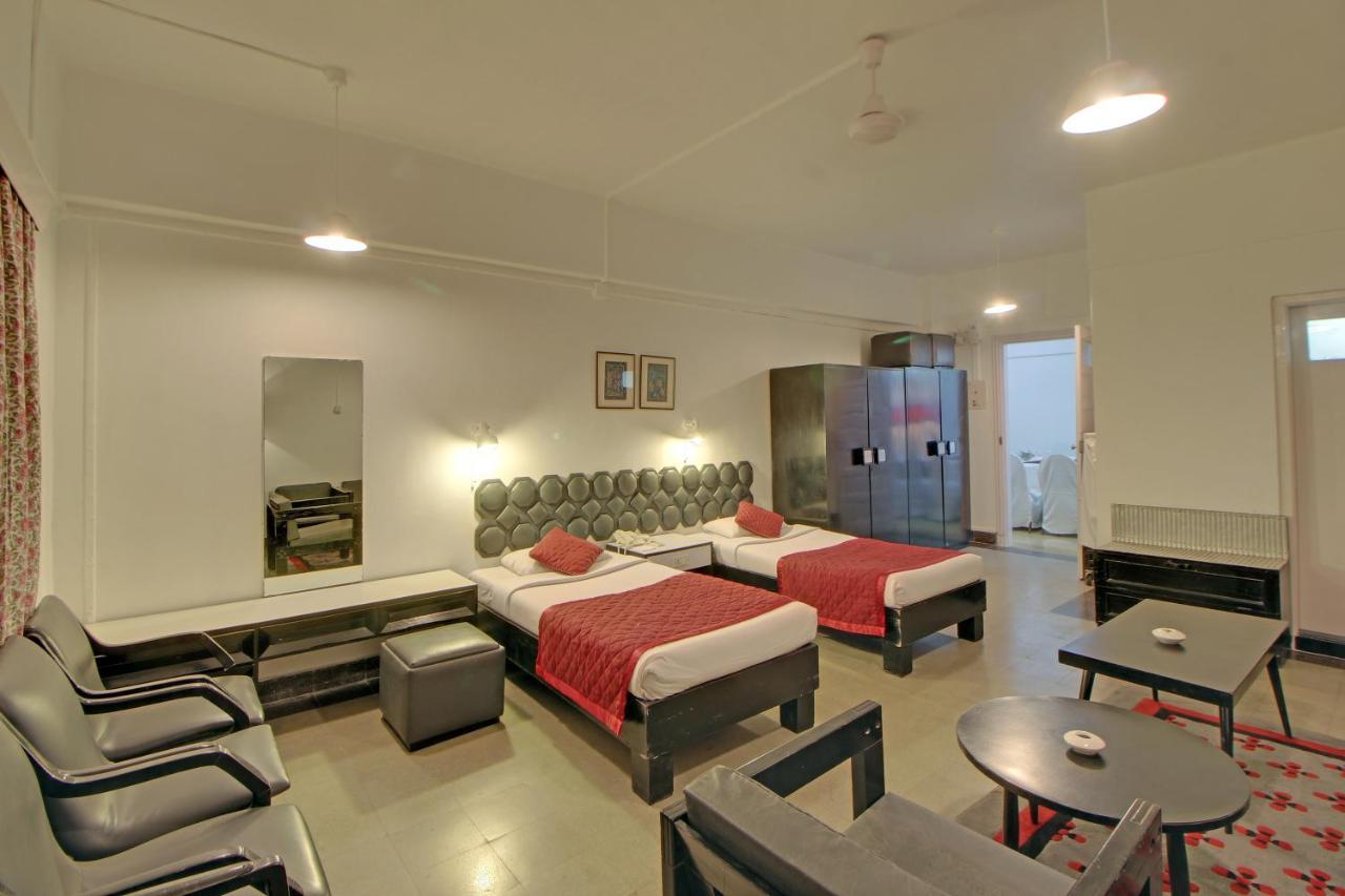 West End Hotel