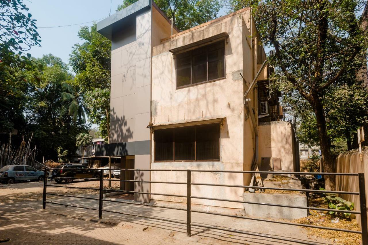 Hotel Oyo 17028 Aviva Residency Mumbai