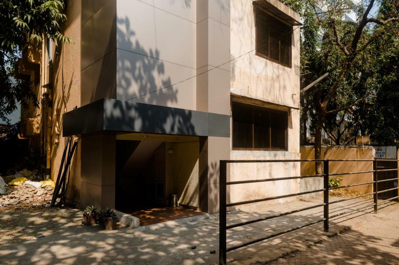 Oyo 17028 Aviva Residency Hotel Mumbai