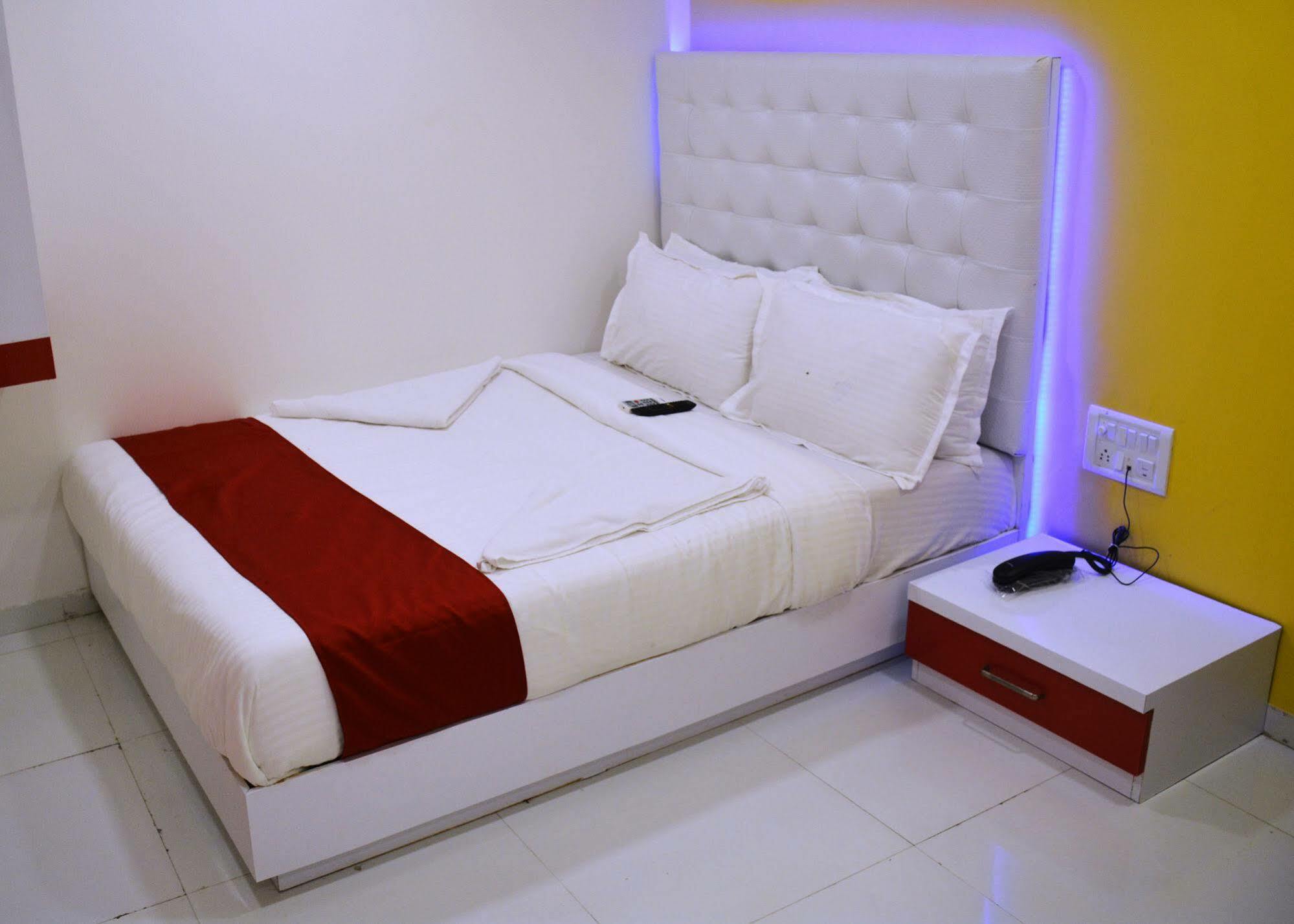 Blue Sea Residency 3* Mumbai