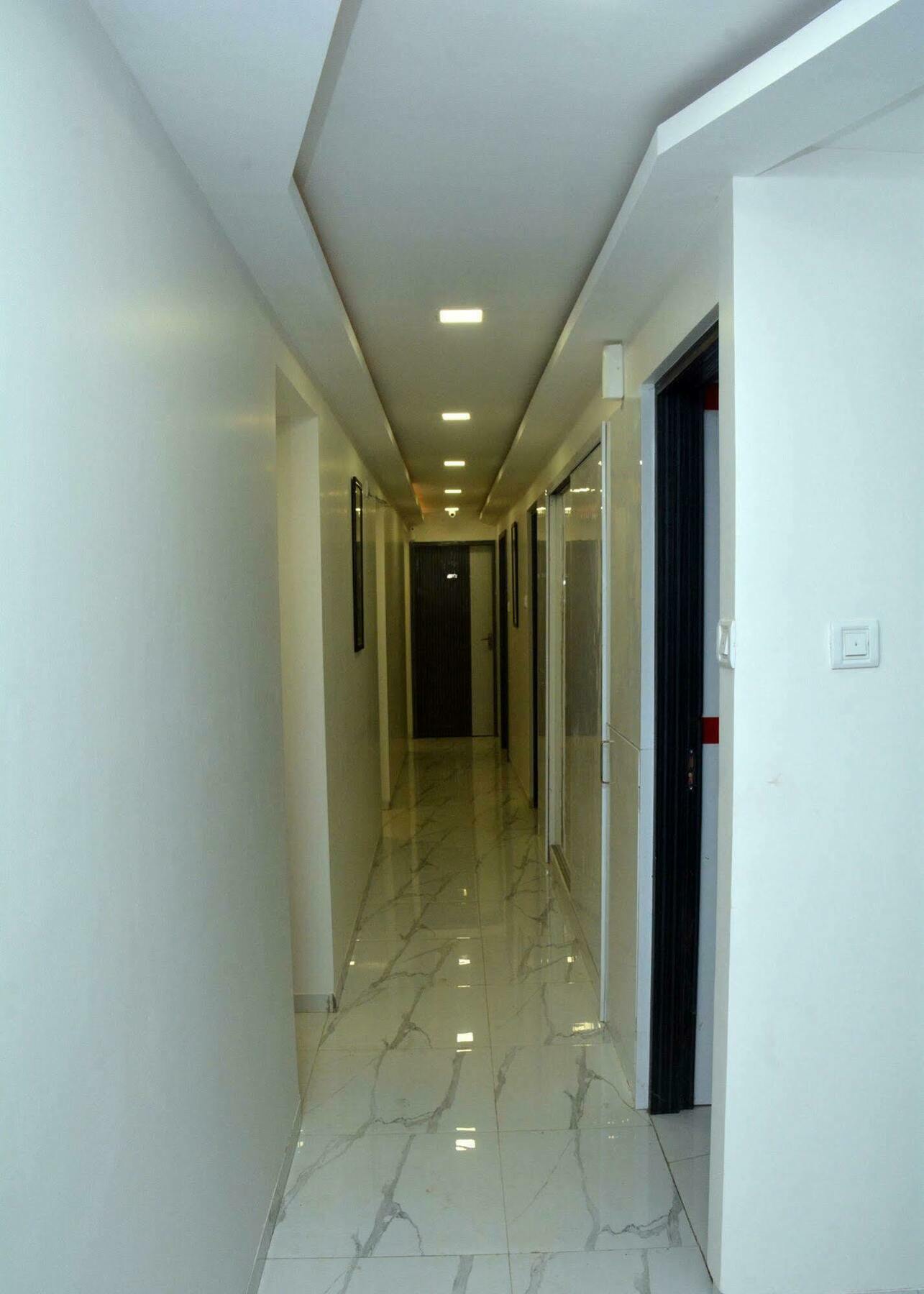 Blue Sea Residency 3* Mumbai