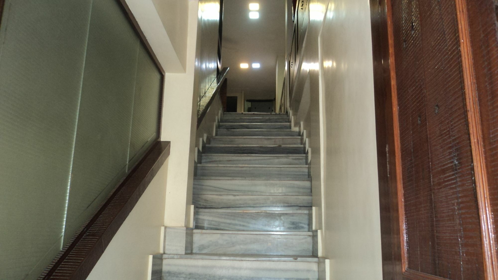 Hotel Benazeer