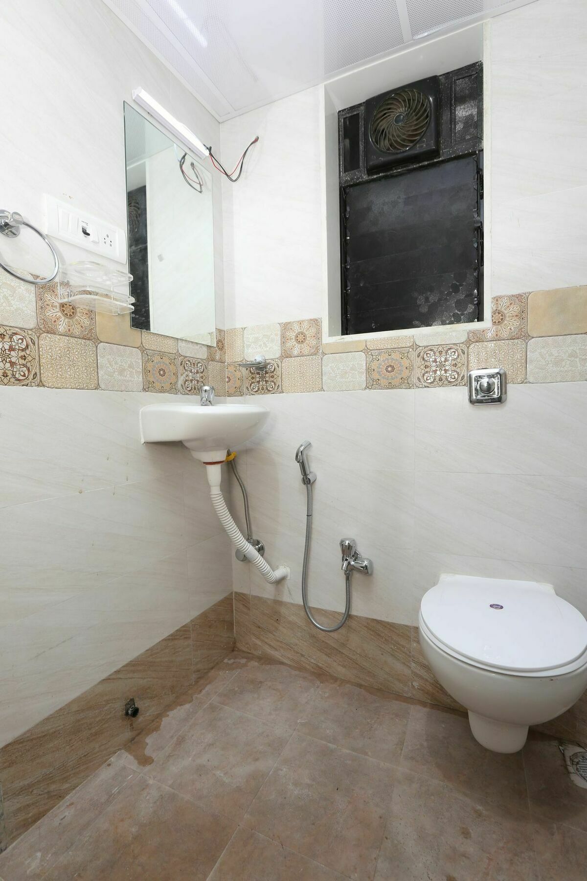 Guest house Sarah 3*