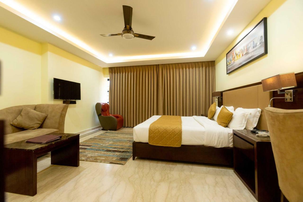 Godwin - Colaba 4*