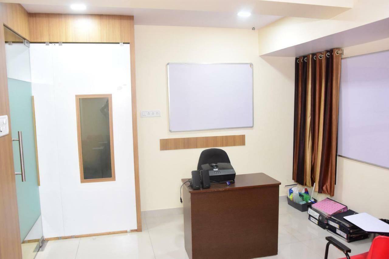 Bkc Corporate Hotel *