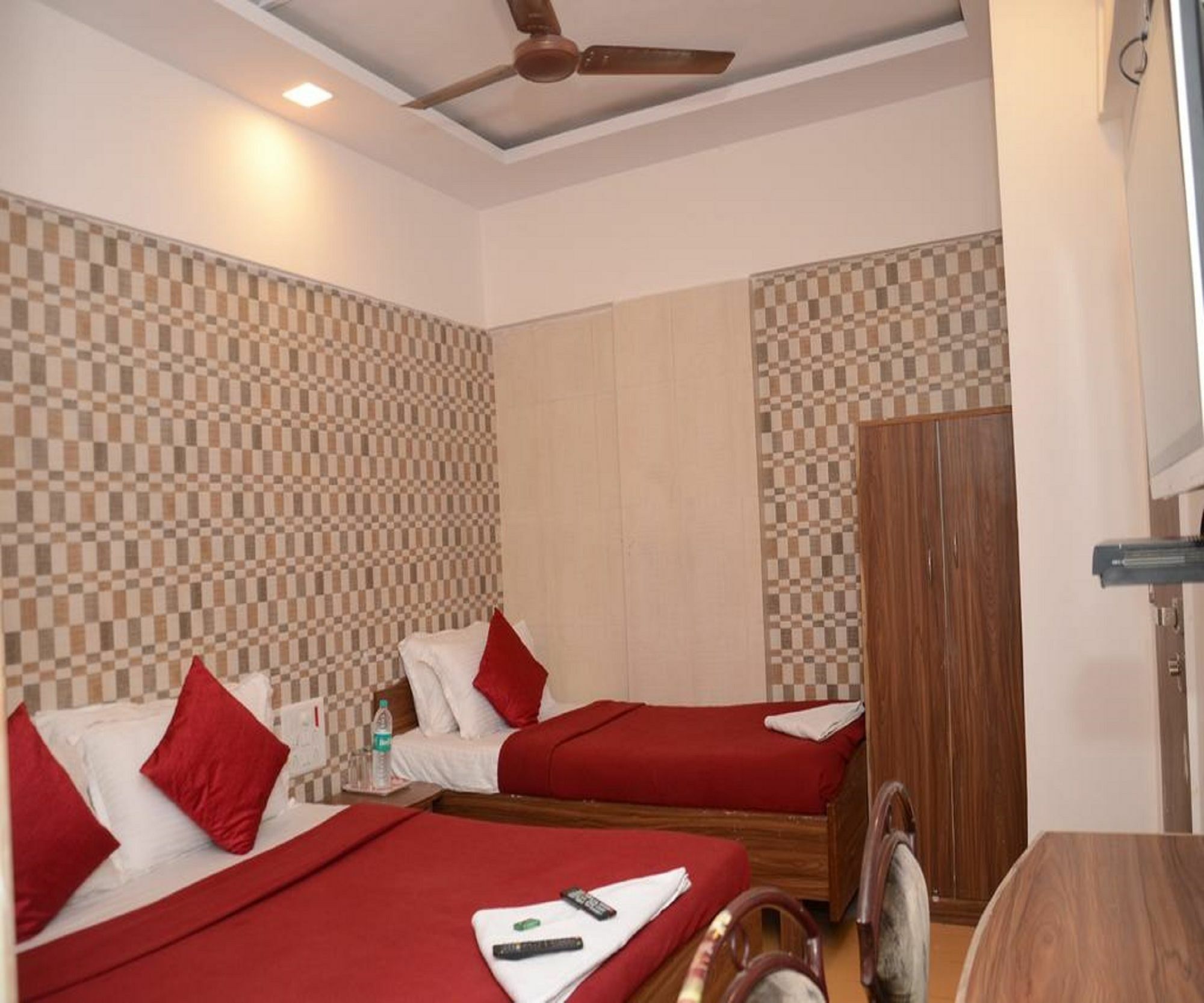 Anil Guest house *
