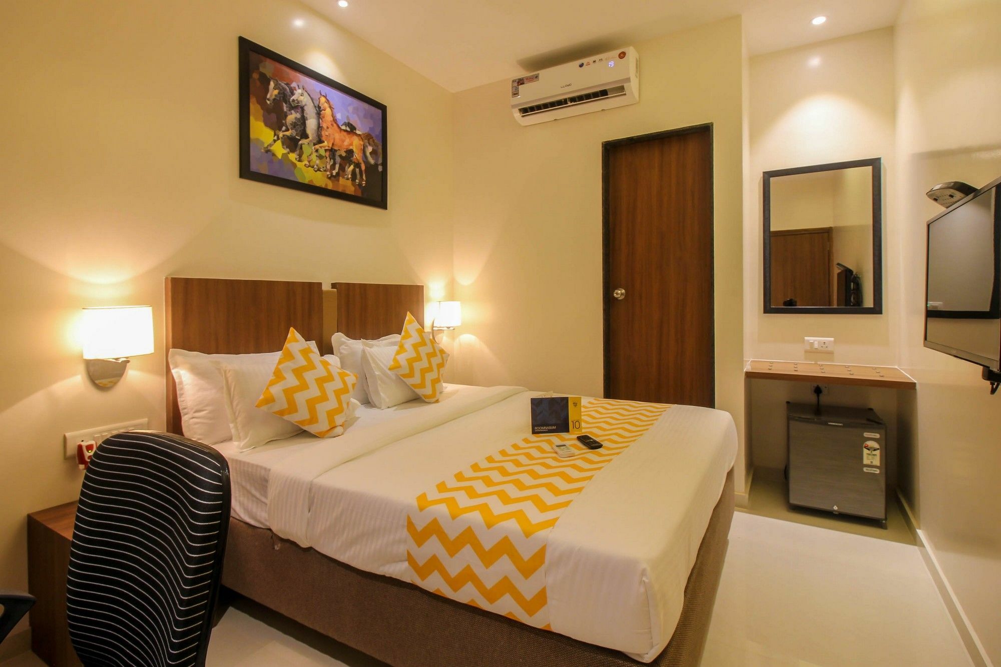 Fabhotel Hyson International Midc 3*